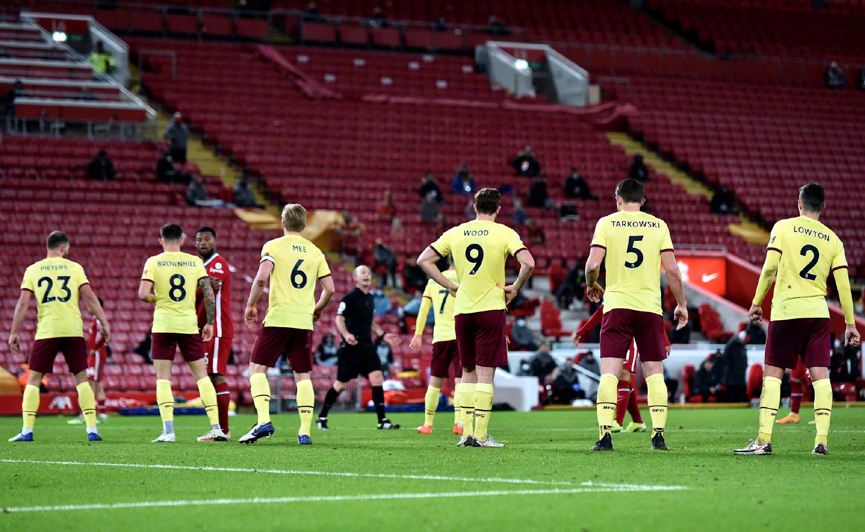 在异国他乡 在异国他乡